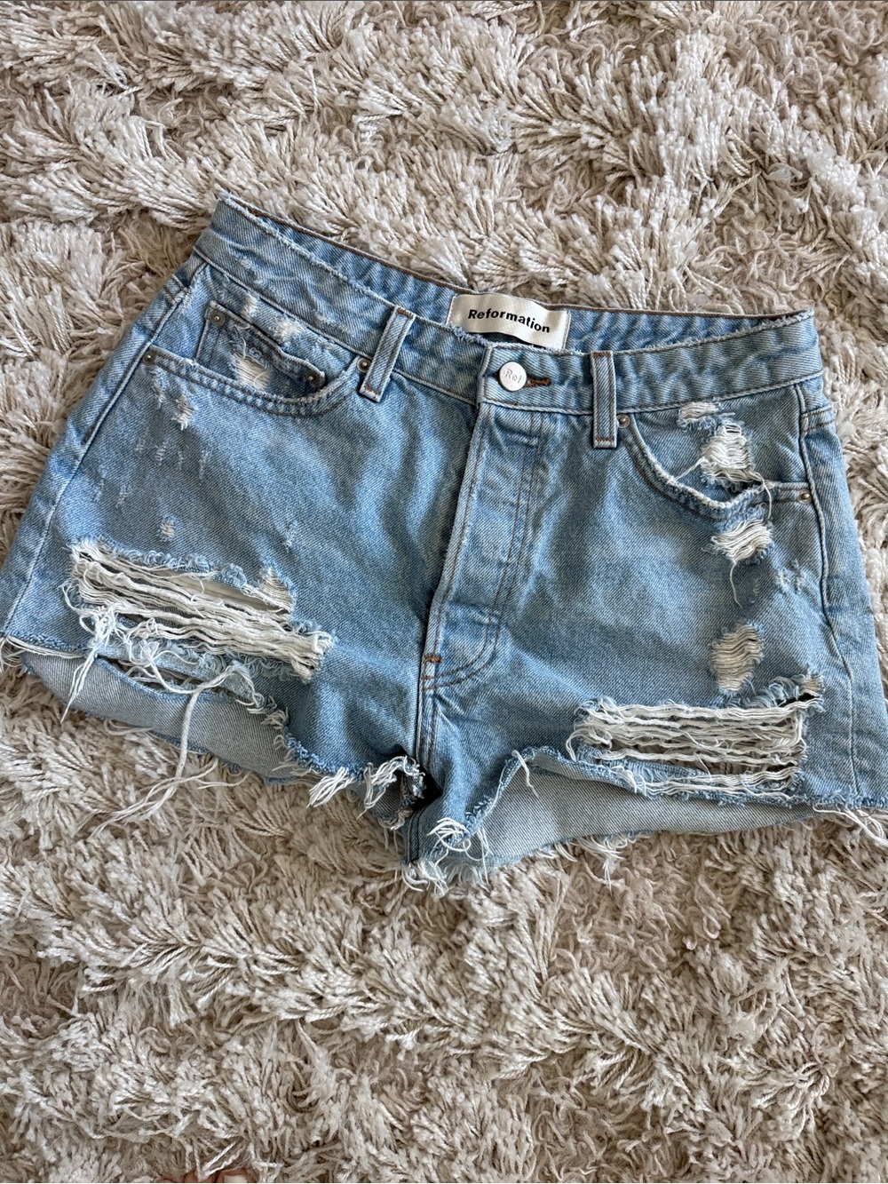Reformation Slash Cutoff Shorts Salton Light Wash Distressed Size 28